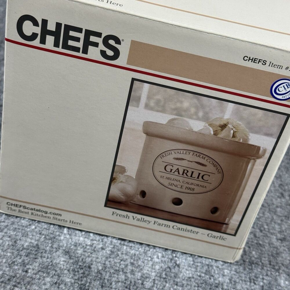 New Chefs Fresh Valley Farm Co Stoneware Garlic Keeper Storage Crock Canister 7"